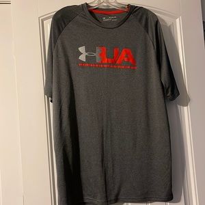 Mens under armour heathear shirt
